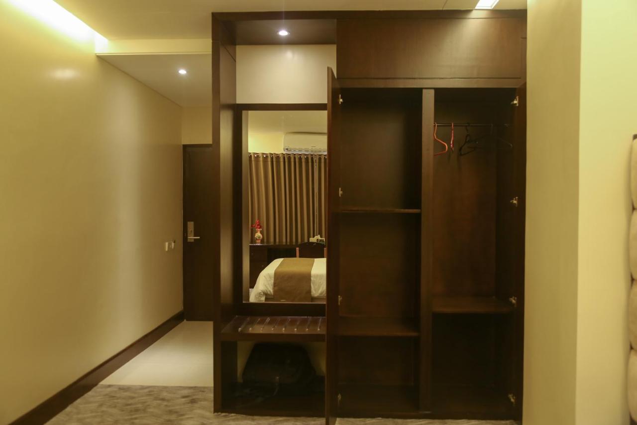 Richmond Hotel Srihotto Zewnętrze zdjęcie