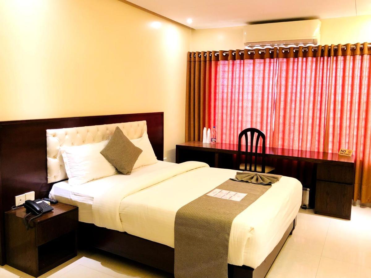 Richmond Hotel Srihotto Zewnętrze zdjęcie