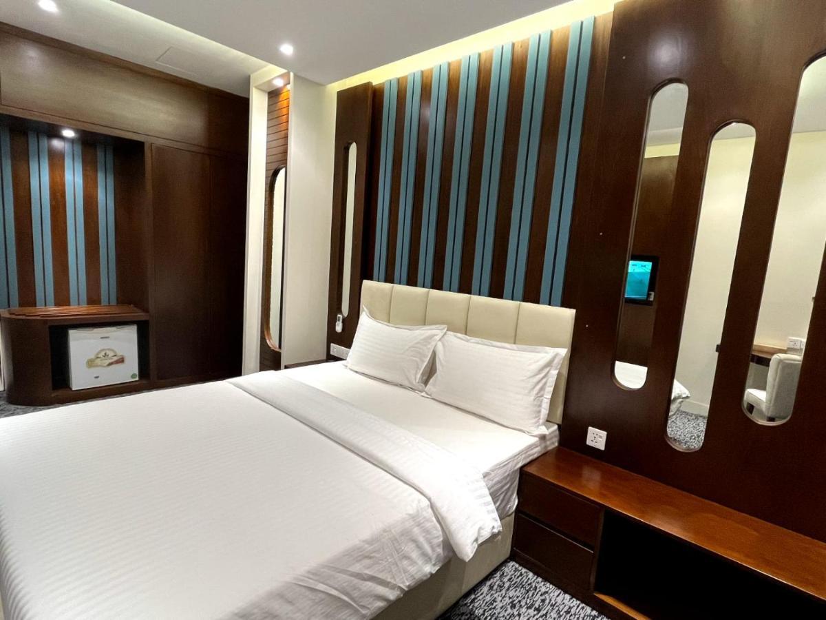 Richmond Hotel Srihotto Zewnętrze zdjęcie