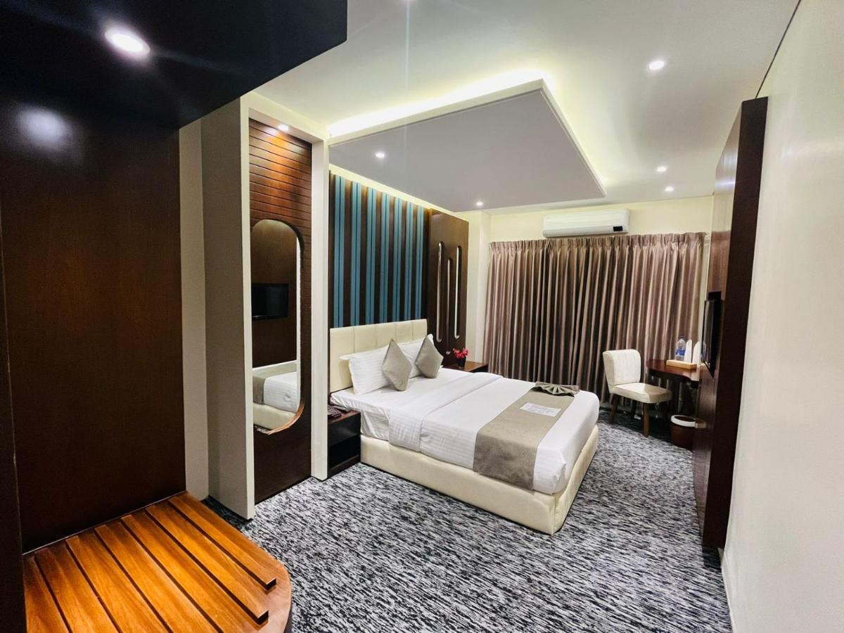 Richmond Hotel Srihotto Zewnętrze zdjęcie