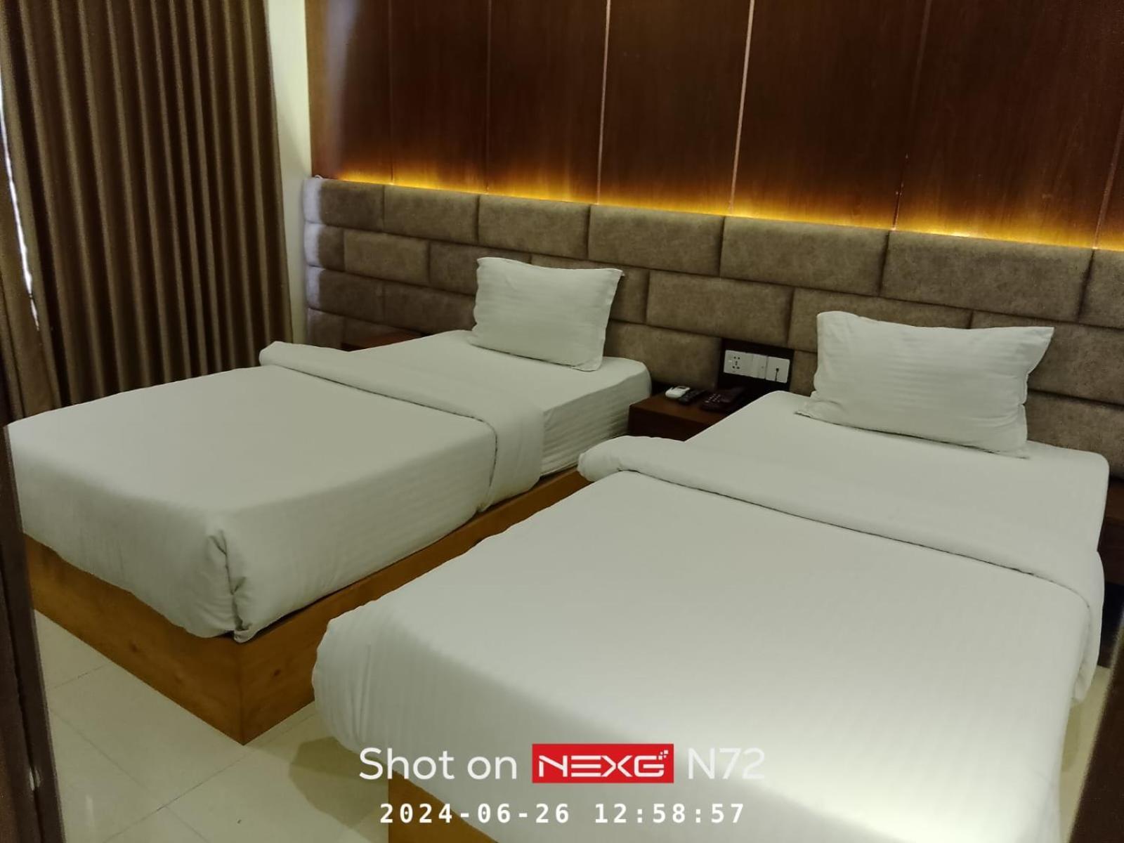 Richmond Hotel Srihotto Zewnętrze zdjęcie